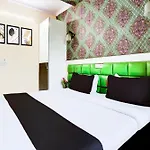 Hotel O Akash